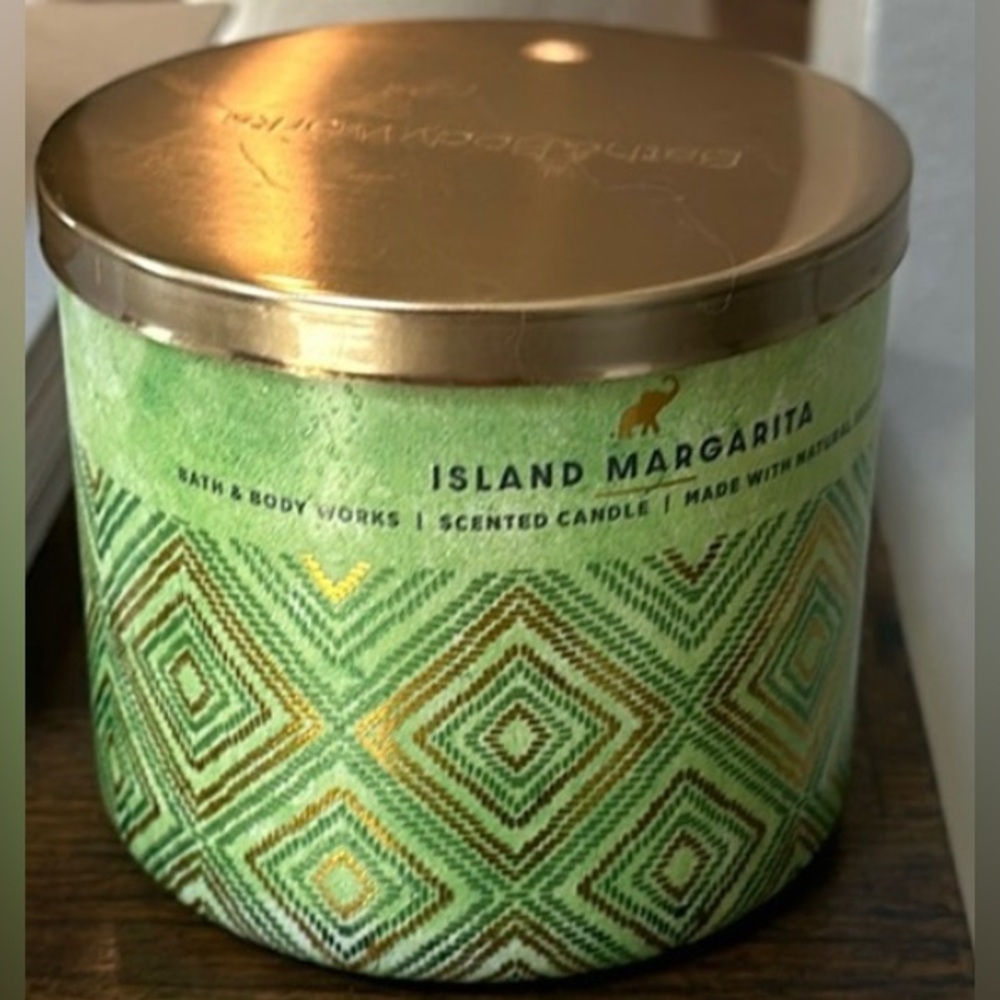New Bath & Body Works "Island Margarita" 3 Wick Candle